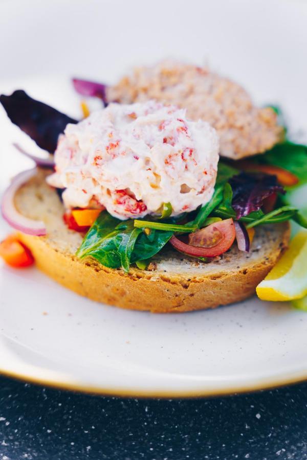 Hotel The Crab & Lobster Chichester Exterior foto